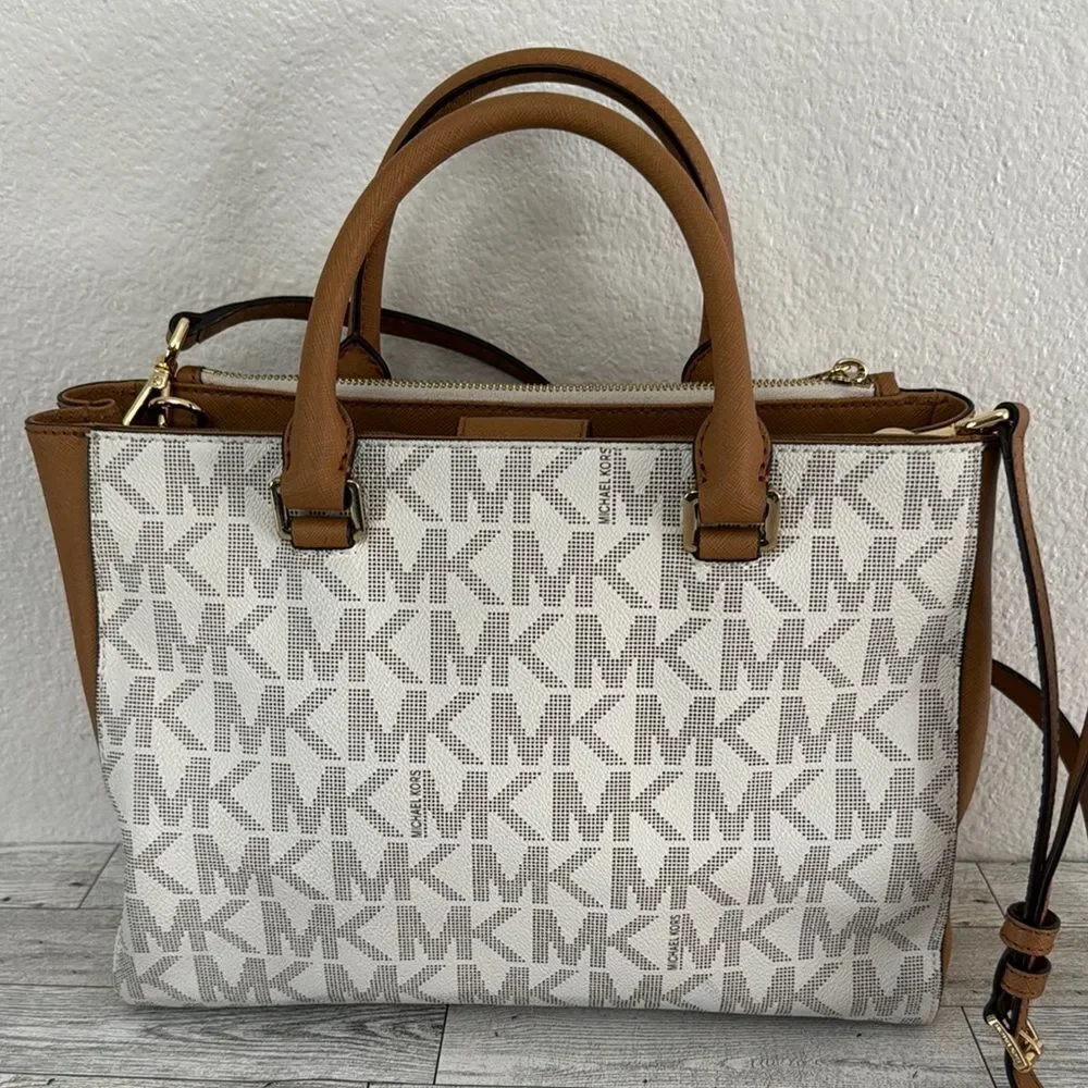 Michael Kors Cream and Tan Signature Satchel - Picture 4 of 17